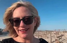 Why More People Are Turning to Intimacy & Sex Coaching (And What You’re Really Looking For)